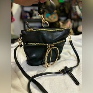 FOXBLOOD X IZZY & ALI Black crossbody / clutch. Gold details + removable straps.